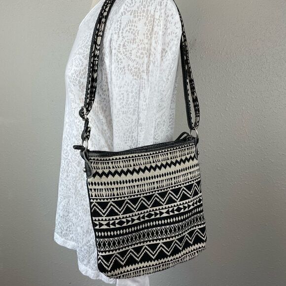 Maurices Shoulder Bag EUC - Picture 3 of 7